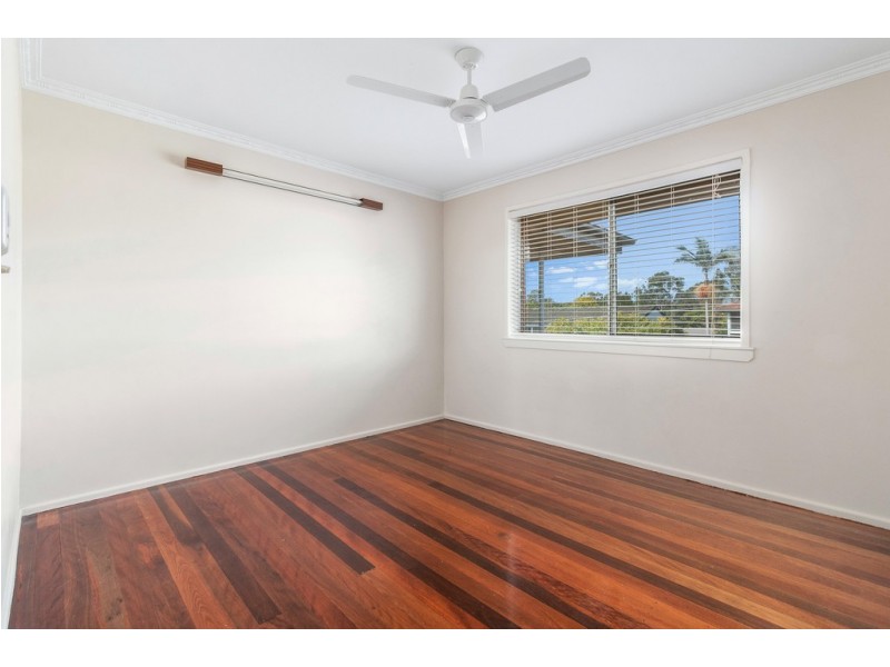 9 Kanofski street, Chermside West QLD 4032