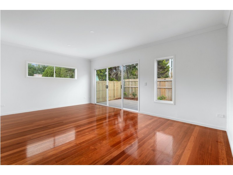 10 Sussex Street, Mitchelton QLD 4053