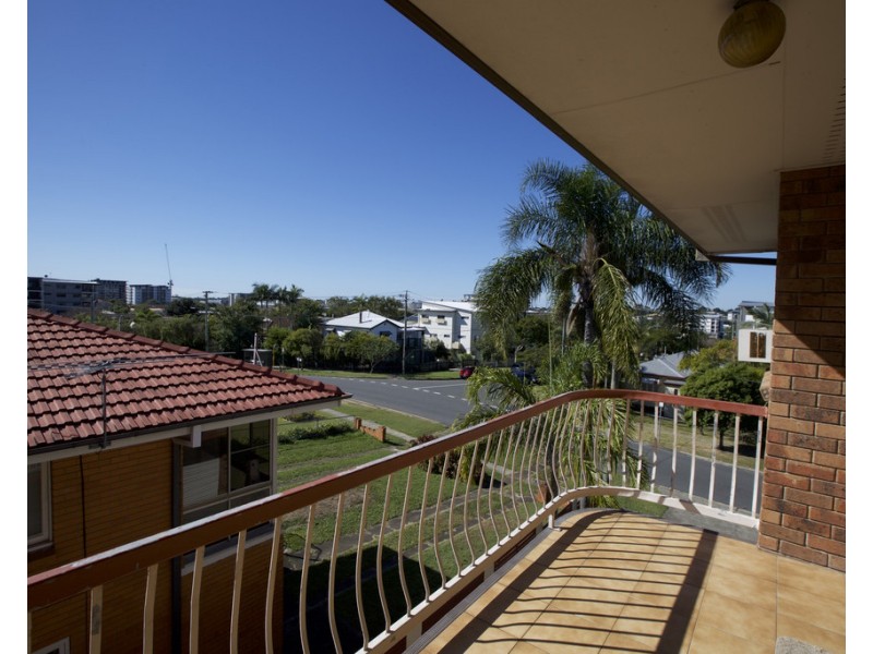 3/34 Hilltop Avenue, Chermside QLD 4032