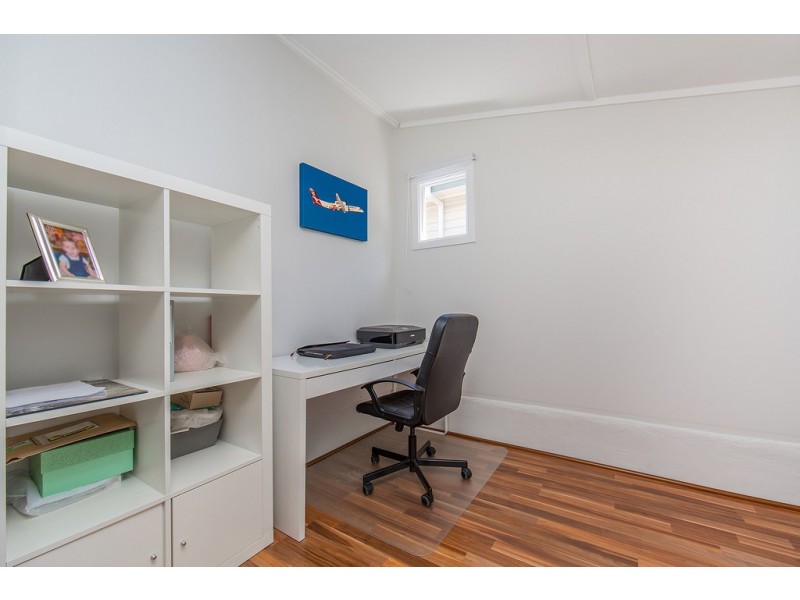 7 Vale Street, Wavell Heights QLD 4012