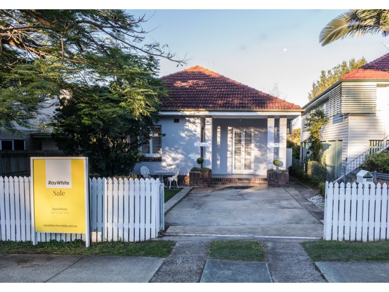 55 Hilltop Avenue, Chermside QLD 4032