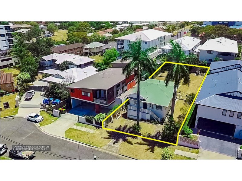 11 Bruce Street, Chermside QLD 4032