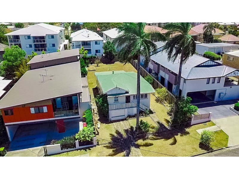 11 Bruce Street, Chermside QLD 4032