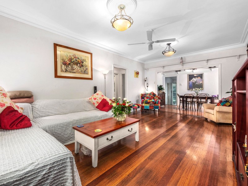 110 Bilsen Road, Wavell Heights QLD 4012