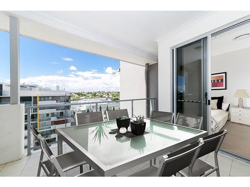 Unit 803 / 20 Playfield Street, Chermside QLD 4032