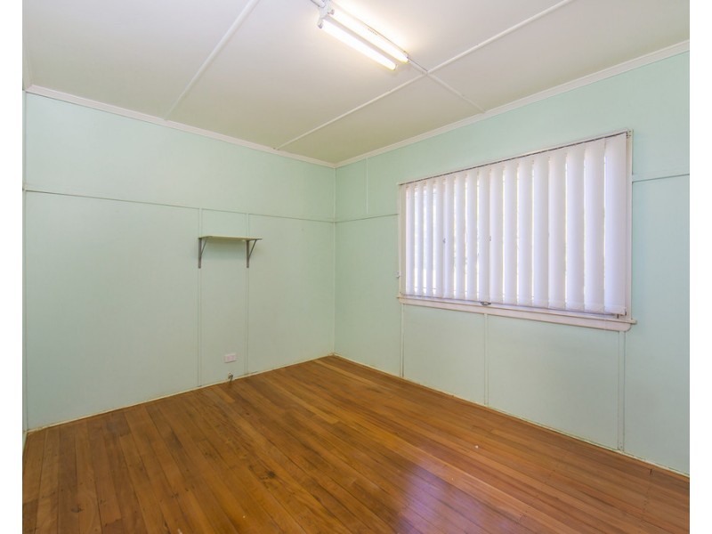 682 Hamilton Road, Chermside West QLD 4032