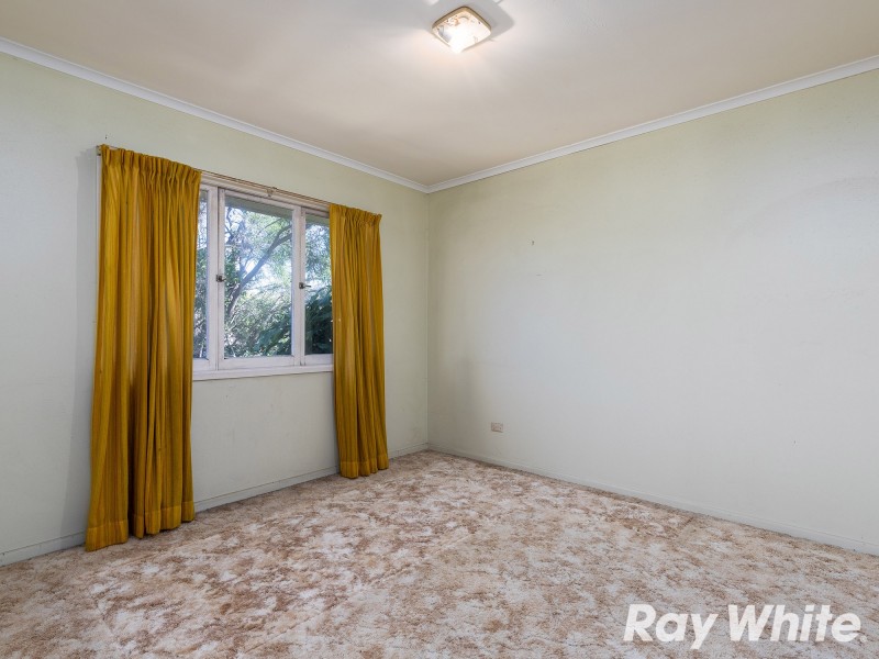 18 Graymond Street, Chermside West QLD 4032