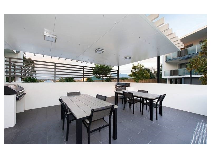 1008/8 Lochaber Street, Dutton Park QLD 4102