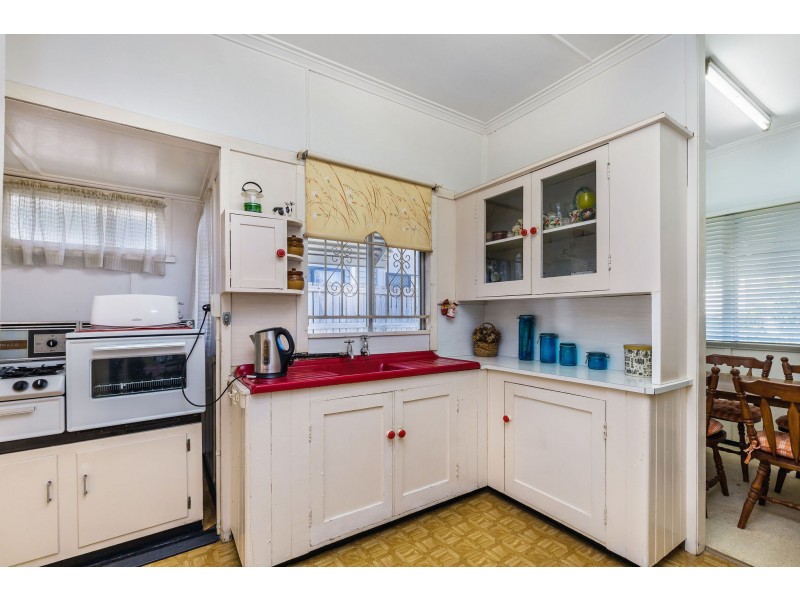 8 Buna Street, Chermside QLD 4032