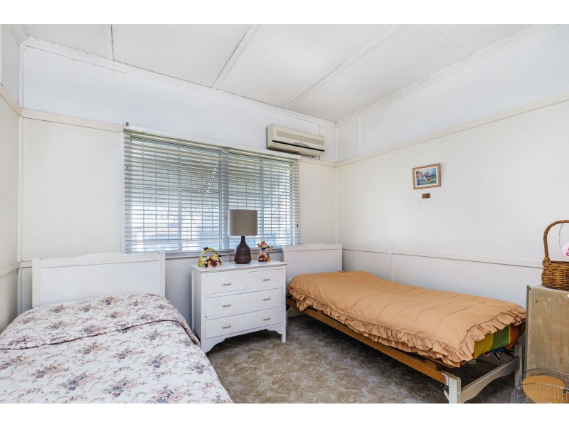 8 Buna Street, Chermside QLD 4032