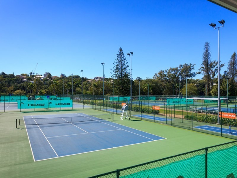 Unit 10 / 8 Carr Street, St Lucia QLD 4067