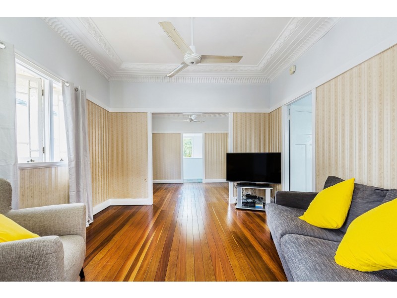 31 Brookfield Road, Kedron QLD 4031