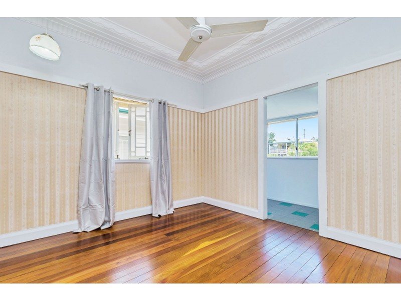 31 Brookfield Road, Kedron QLD 4031