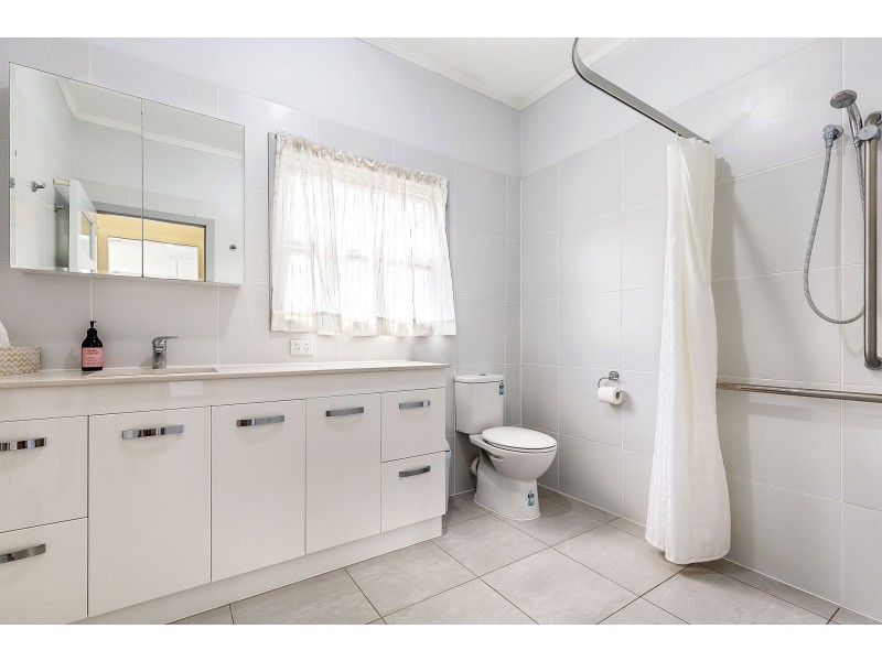 31 Brookfield Road, Kedron QLD 4031