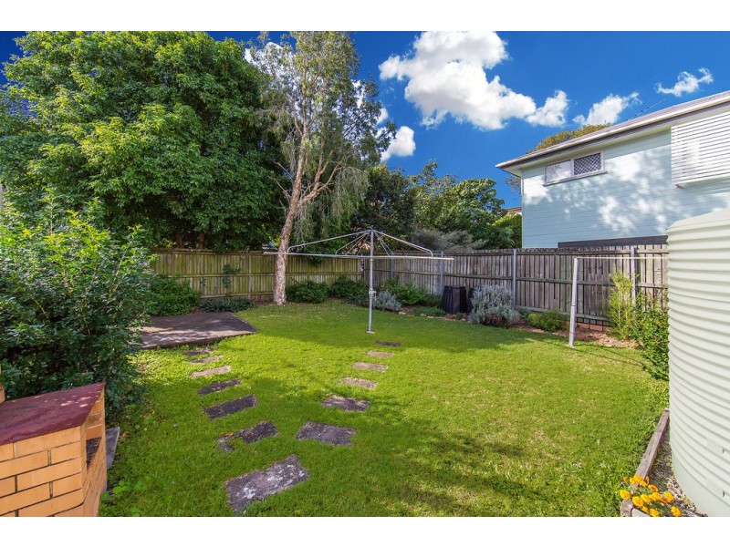 31 Brookfield Road, Kedron QLD 4031