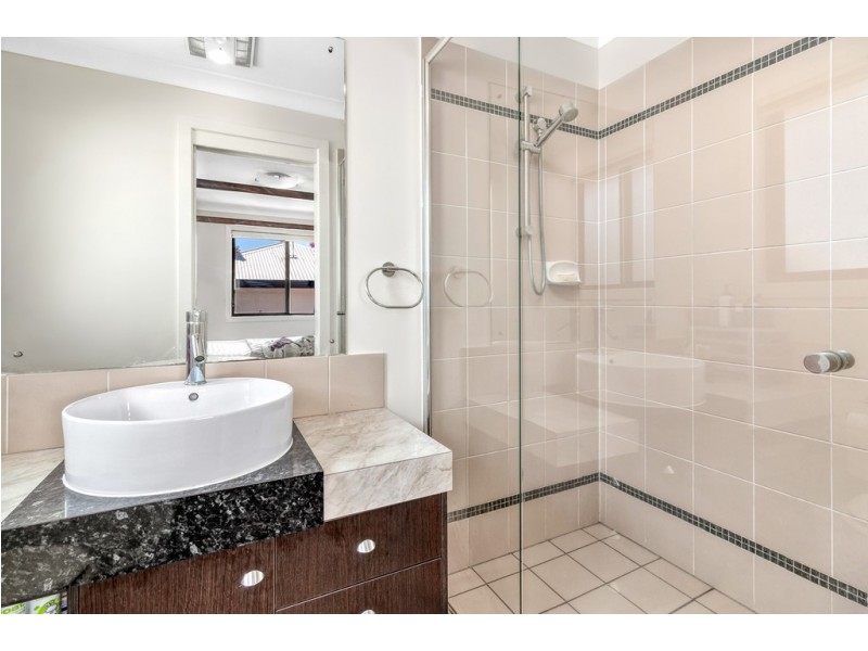 Unit 2 / 19 Western Avenue, Chermside QLD 4032