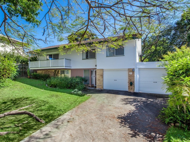 25 Sammells Drive, Chermside QLD 4032
