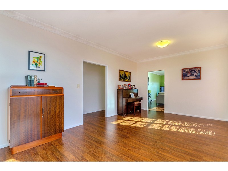 18 Remick Street, Stafford Heights QLD 4053