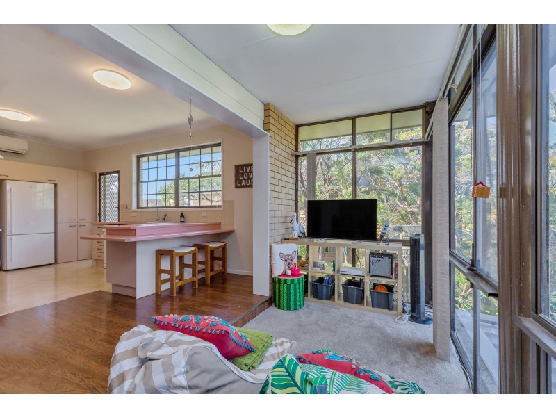 18 Remick Street, Stafford Heights QLD 4053