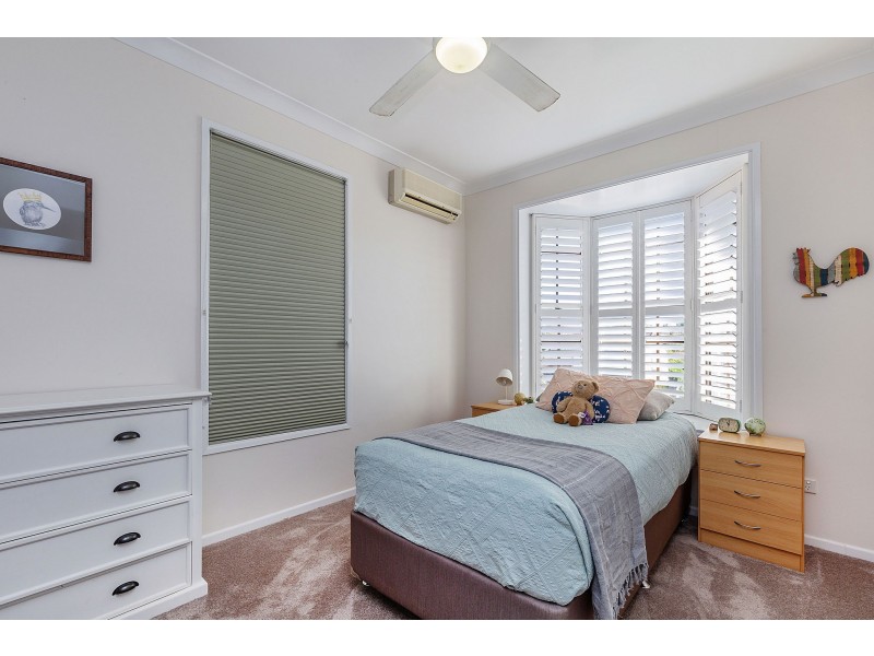 18 Remick Street, Stafford Heights QLD 4053