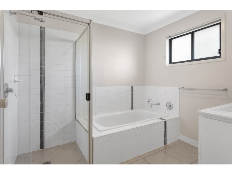 24 / 125 Cowie Road, Carseldine QLD 4034