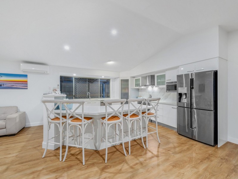 6 Cadillac Court, Joyner QLD 4500