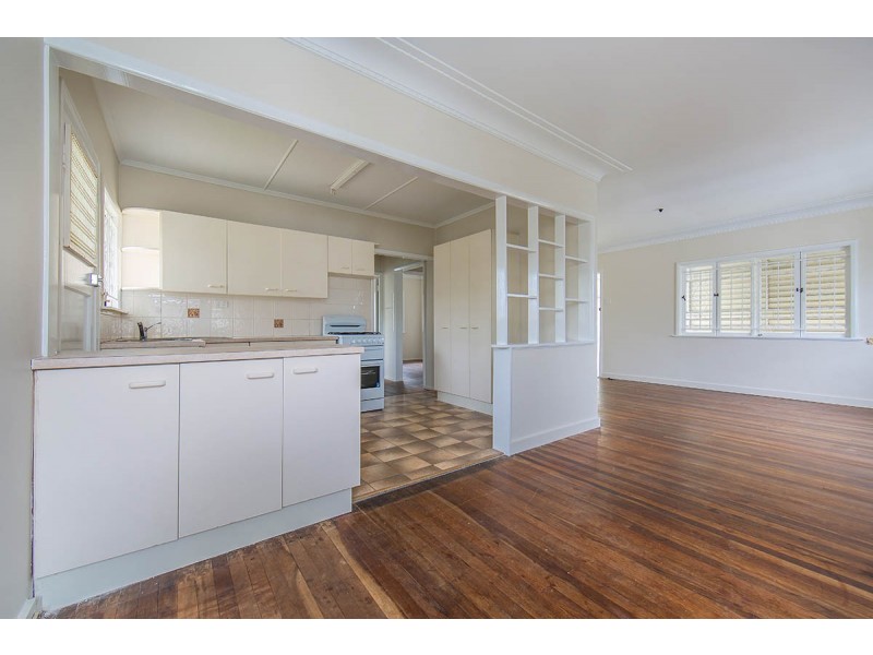 36 Curwen Terrace, Chermside QLD 4032