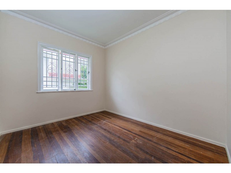 36 Curwen Terrace, Chermside QLD 4032