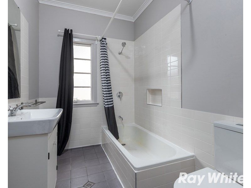 31 Sparkes Street, Chermside QLD 4032