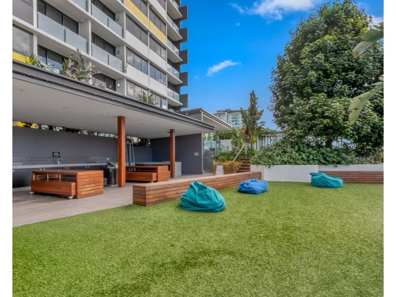 513 and 514 / 35 Hercules Street, Hamilton QLD 4007