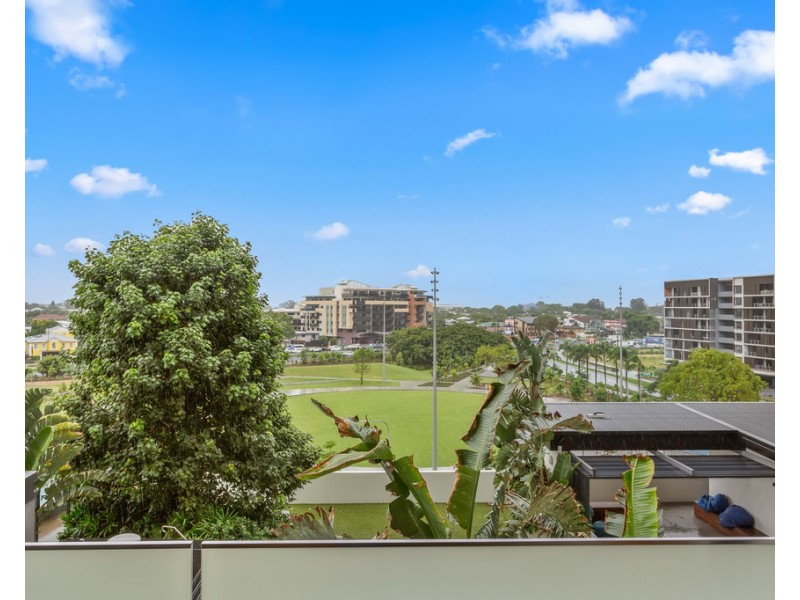 513 and 514 / 35 Hercules Street, Hamilton QLD 4007