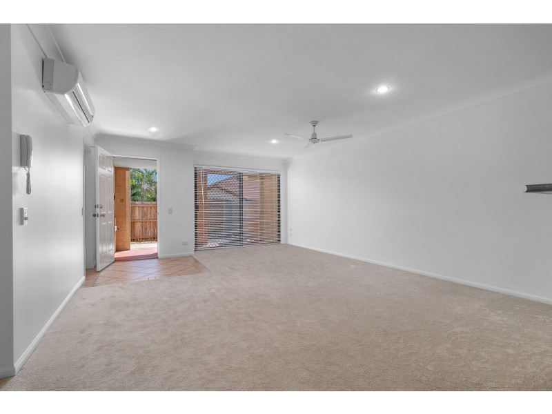 12/115 Albany Creek Road, Aspley QLD 4034