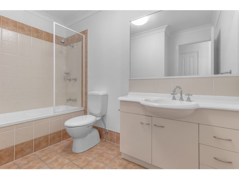 12/115 Albany Creek Road, Aspley QLD 4034