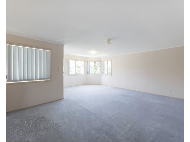 28 Karri Place, Bridgeman Downs QLD 4035