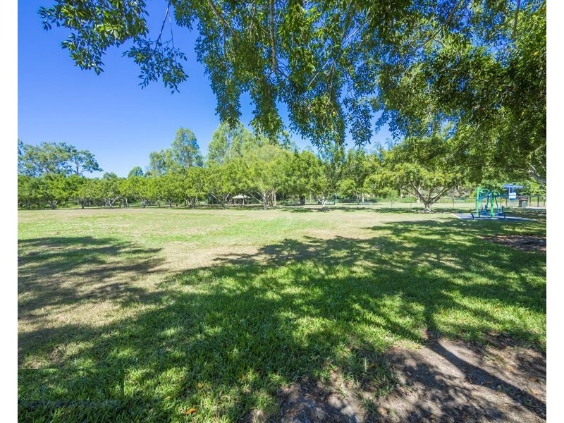 28 Karri Place, Bridgeman Downs QLD 4035