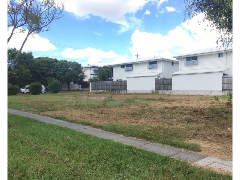 34 Henry Street, Chermside QLD 4032