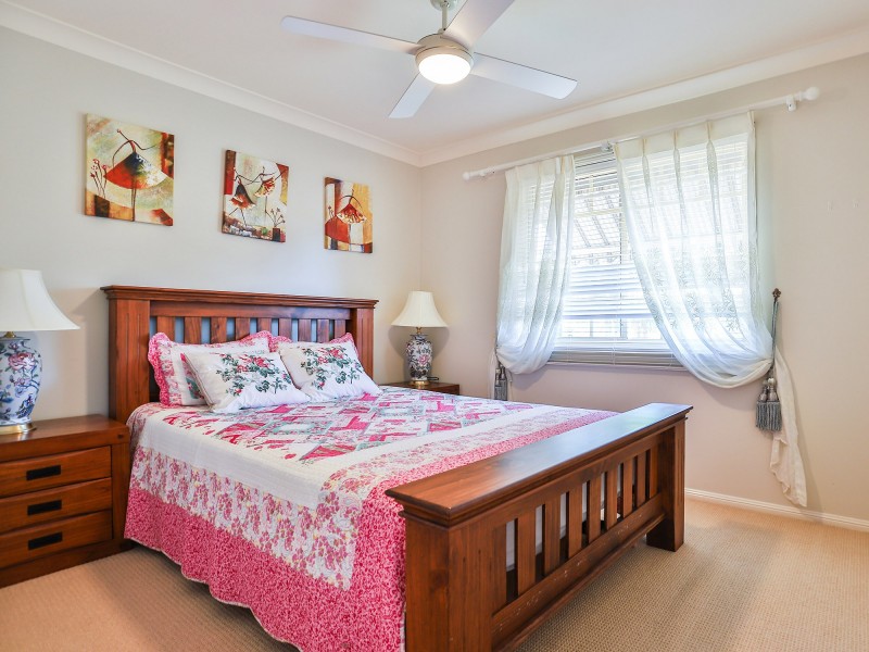 137 Galaxy Street, Bridgeman Downs QLD 4035