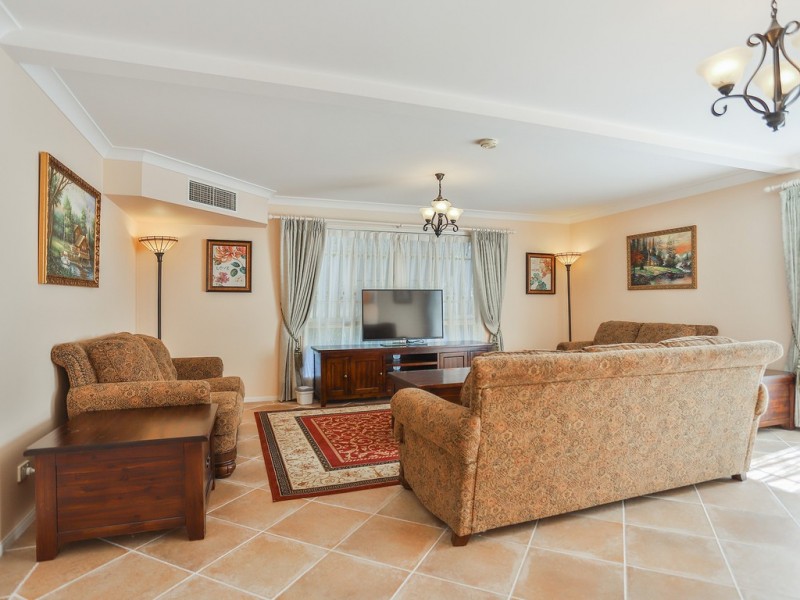137 Galaxy Street, Bridgeman Downs QLD 4035