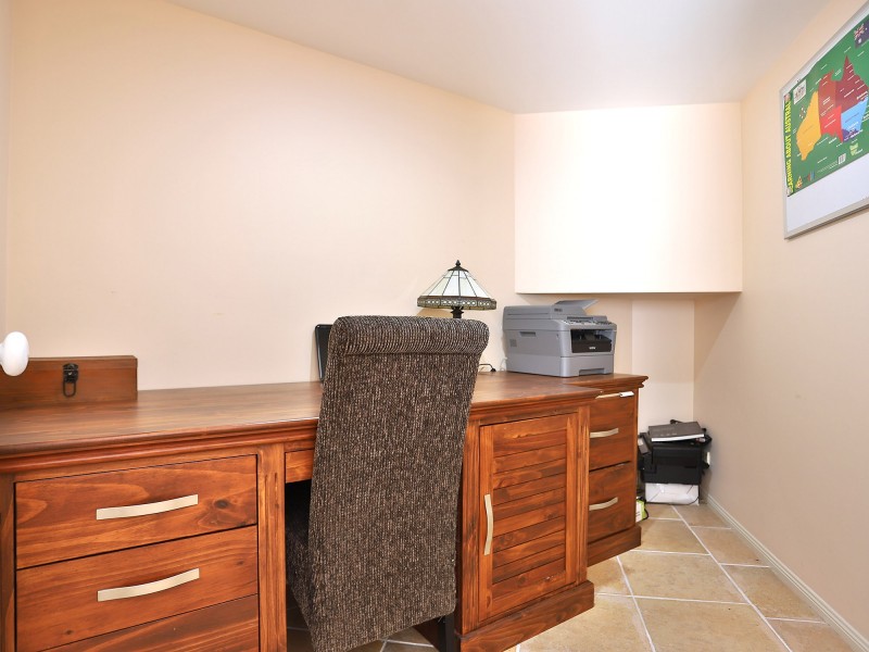 137 Galaxy Street, Bridgeman Downs QLD 4035