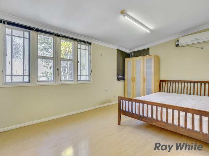 1 Thirteenth Avenue, Kedron QLD 4031