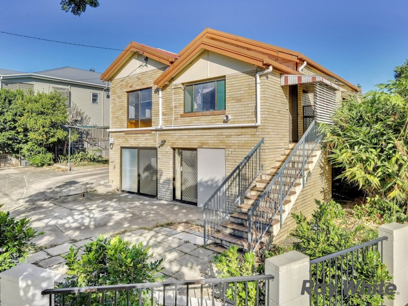 1 Thirteenth Avenue, Kedron QLD 4031