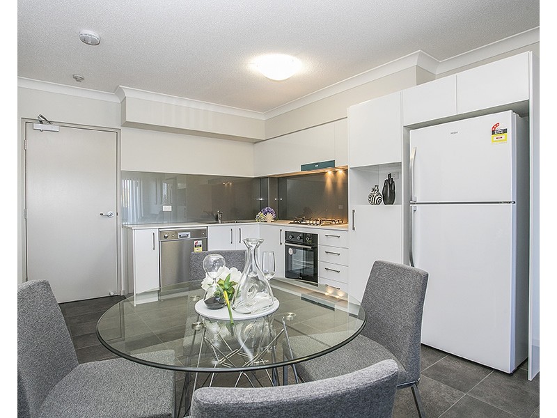 13 / 17 Hall Street, Chermside QLD 4032