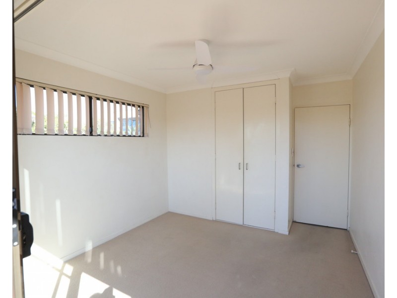 6/30 Hilltop Avenue, Chermside QLD 4032