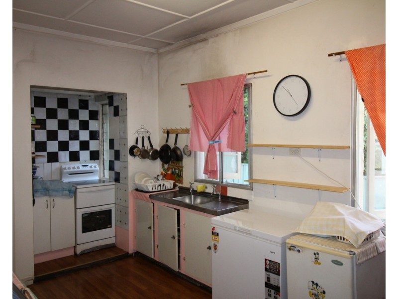 61 Miller Street, Chermside QLD 4032