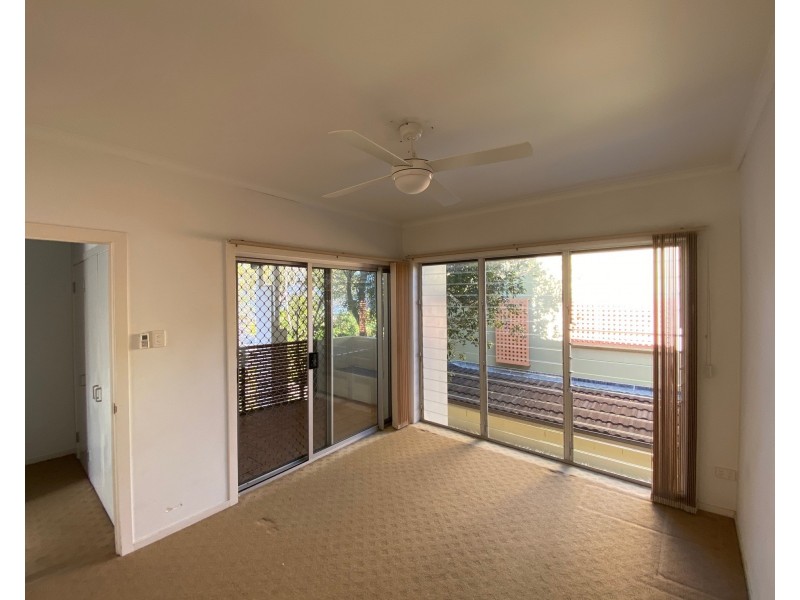 1/66 Sparkes Street, Chermside QLD 4032
