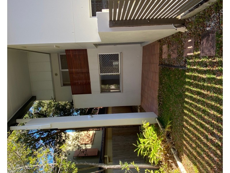 1/66 Sparkes Street, Chermside QLD 4032