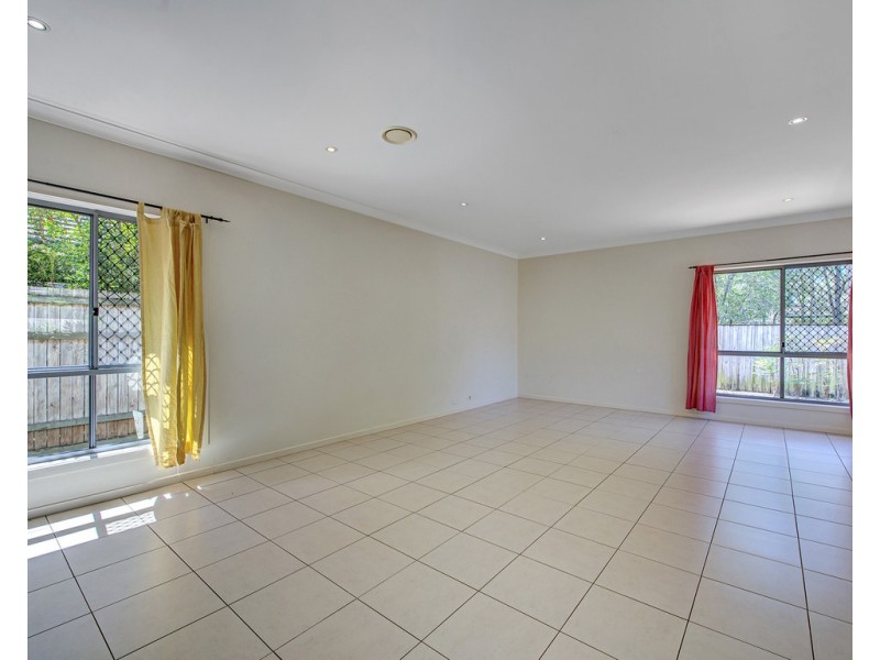 73 Highbridge Circuit, Carseldine QLD 4034
