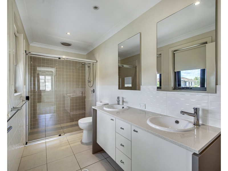 73 Highbridge Circuit, Carseldine QLD 4034