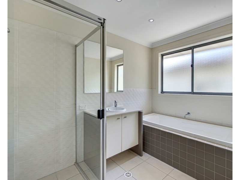 73 Highbridge Circuit, Carseldine QLD 4034