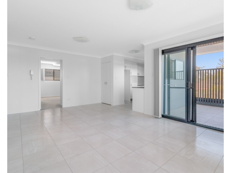 Unit 2 / 42 Le Geyt Street, Windsor QLD 4030